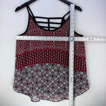 By and By Top Juniors Women Size Medium Pullover Round neck red black