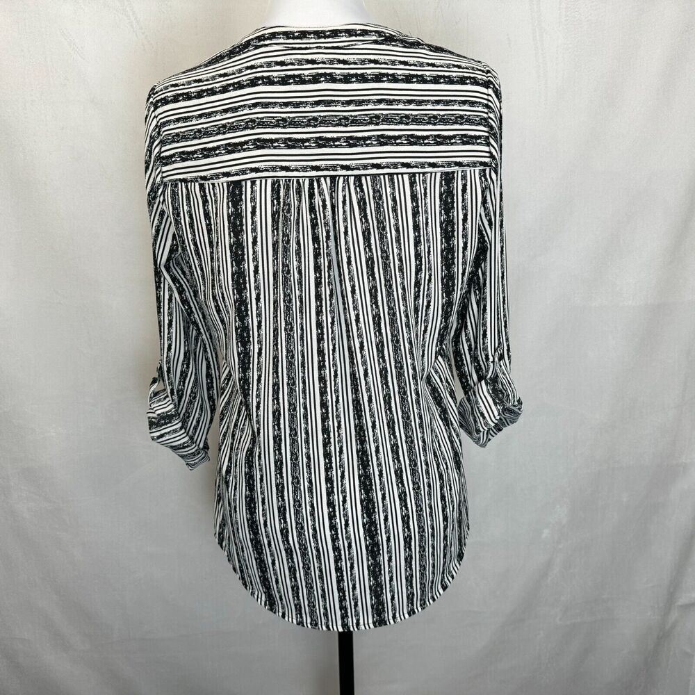 NY Collection Top Sz S Black White Stretchy Henley Neck Roll Up Sleeves Pleated
