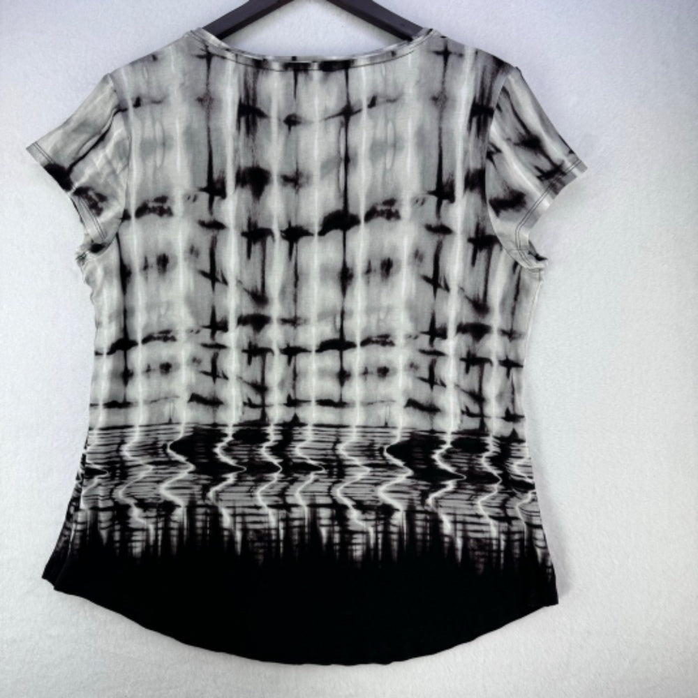 Simply Vera Top Women Sz Medium tee shirt, short sleeve, tie dye, black brown