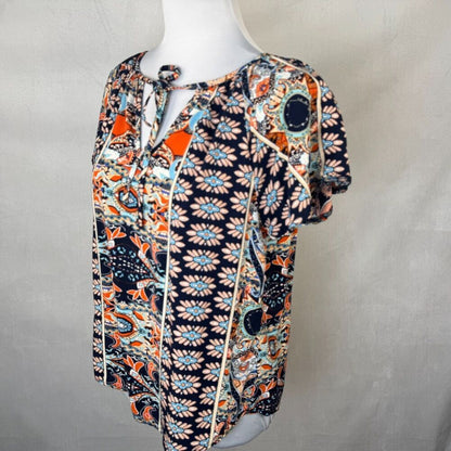 Angashion Top Sz M Black Multicolor Print Flutter Raglan Sleeve Split Neck Tie