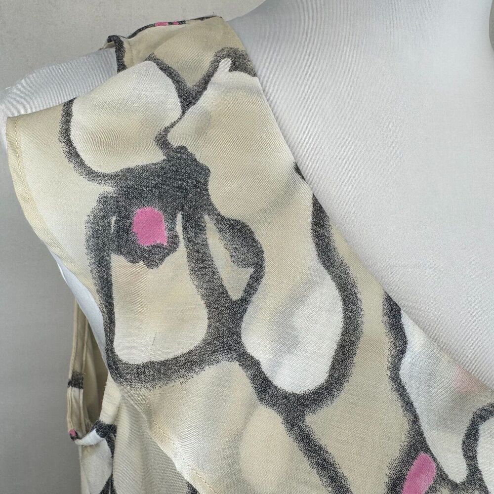 Loft Ann Taylor Beige Top Sz S Ruffled Layers Gray Pink Print VNeck Sleeveless