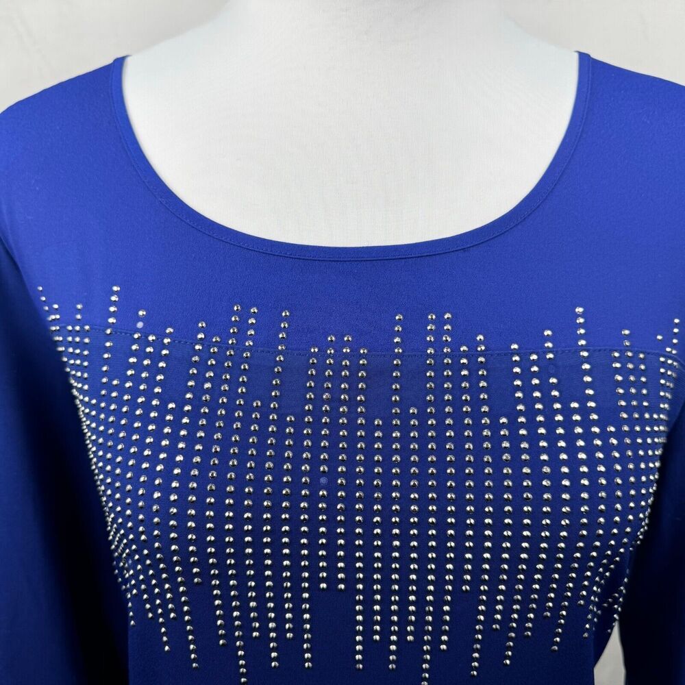 Chico's Top Sz 1 Blue Tunic Silver Embellished Round Neck 3/4 Sleeve Back Slit
