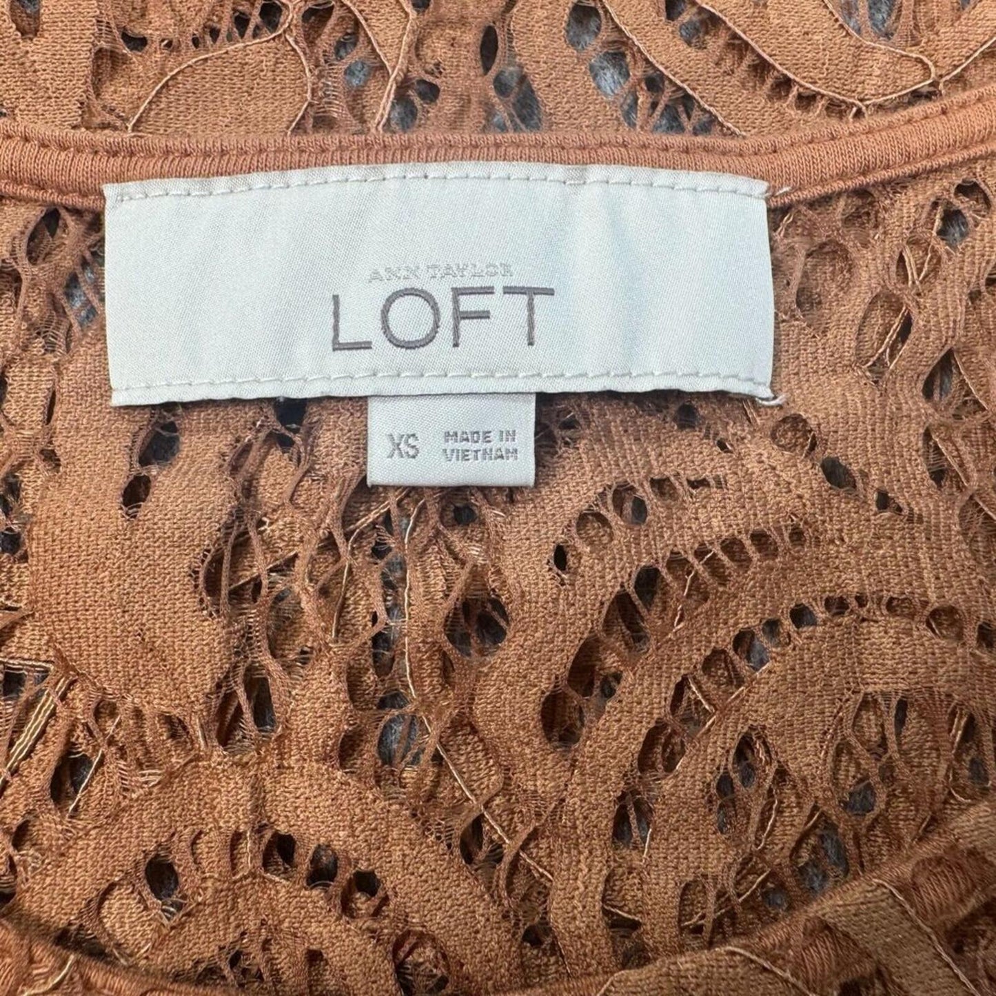 Loft Women Top Sz XS Copper Color Lace Short Sleeve Round Neck Unlined Pullover