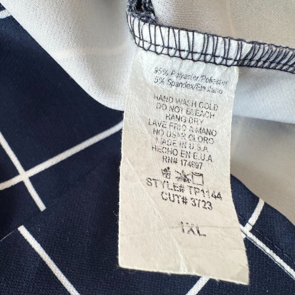 Fashion Nova Women Sz 1XL Plaid Crop Top Navy Plaid
