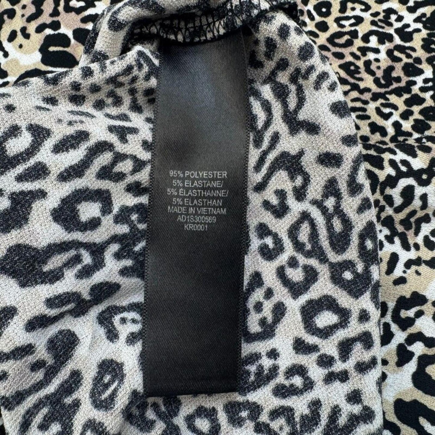 Adrianna Papell Top Sz 1X  Round Neck Tie Front Stretch Animal Print Brown
