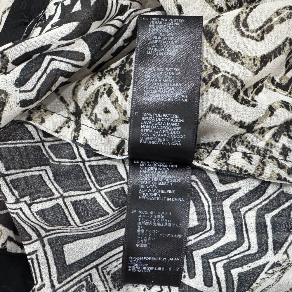 Forever 21 Sheer Tunic Sz M Geometric VNeck Button Down Black Trim Sleeveless