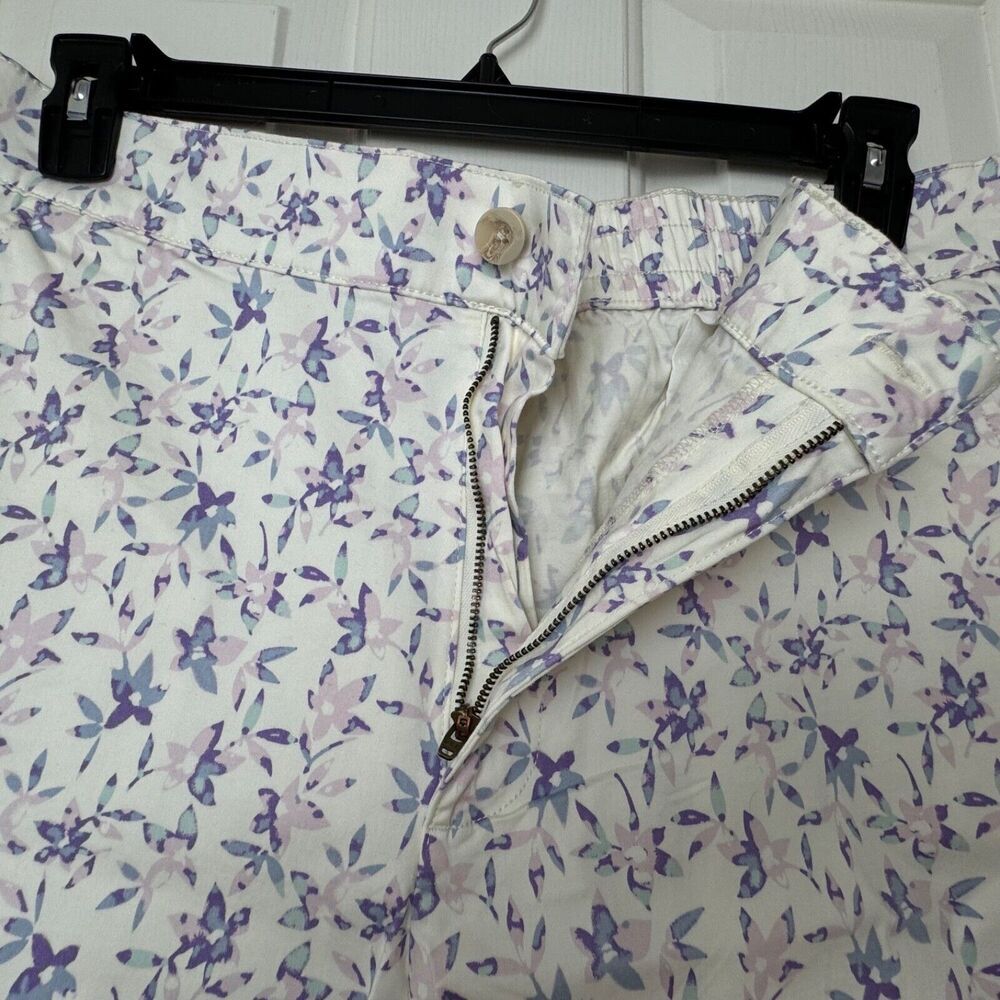 Jachs Girlfriend Women Sz XXL Shorts White Floral Chino Printed Midrise