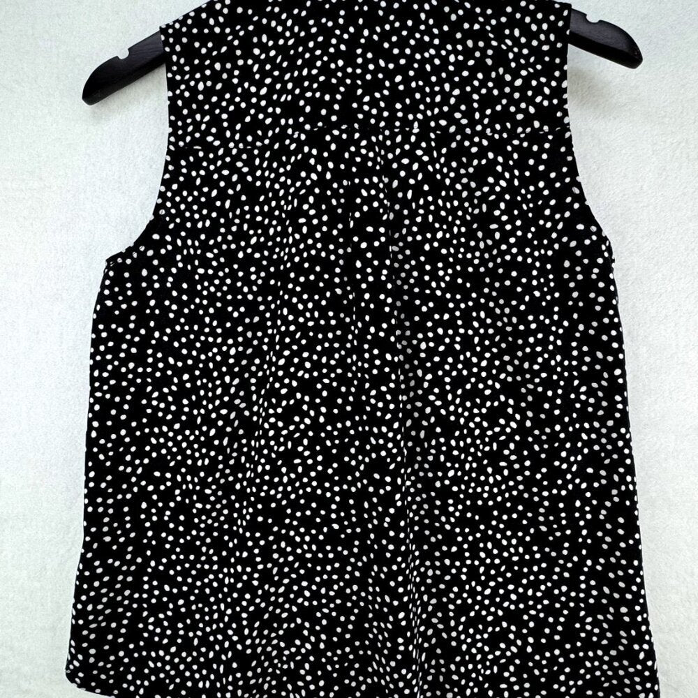 Divided H&M Blouse Women Size 6 collar button down sleeveless Black White spots
