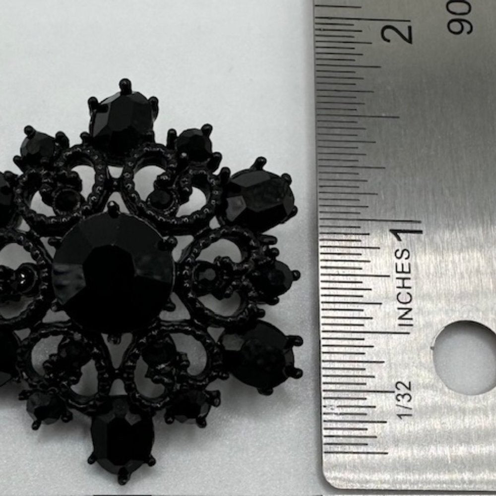 Vintage 1950s 1960s Japanned Black Rhinestone Brooch Prong Set Floral Pin