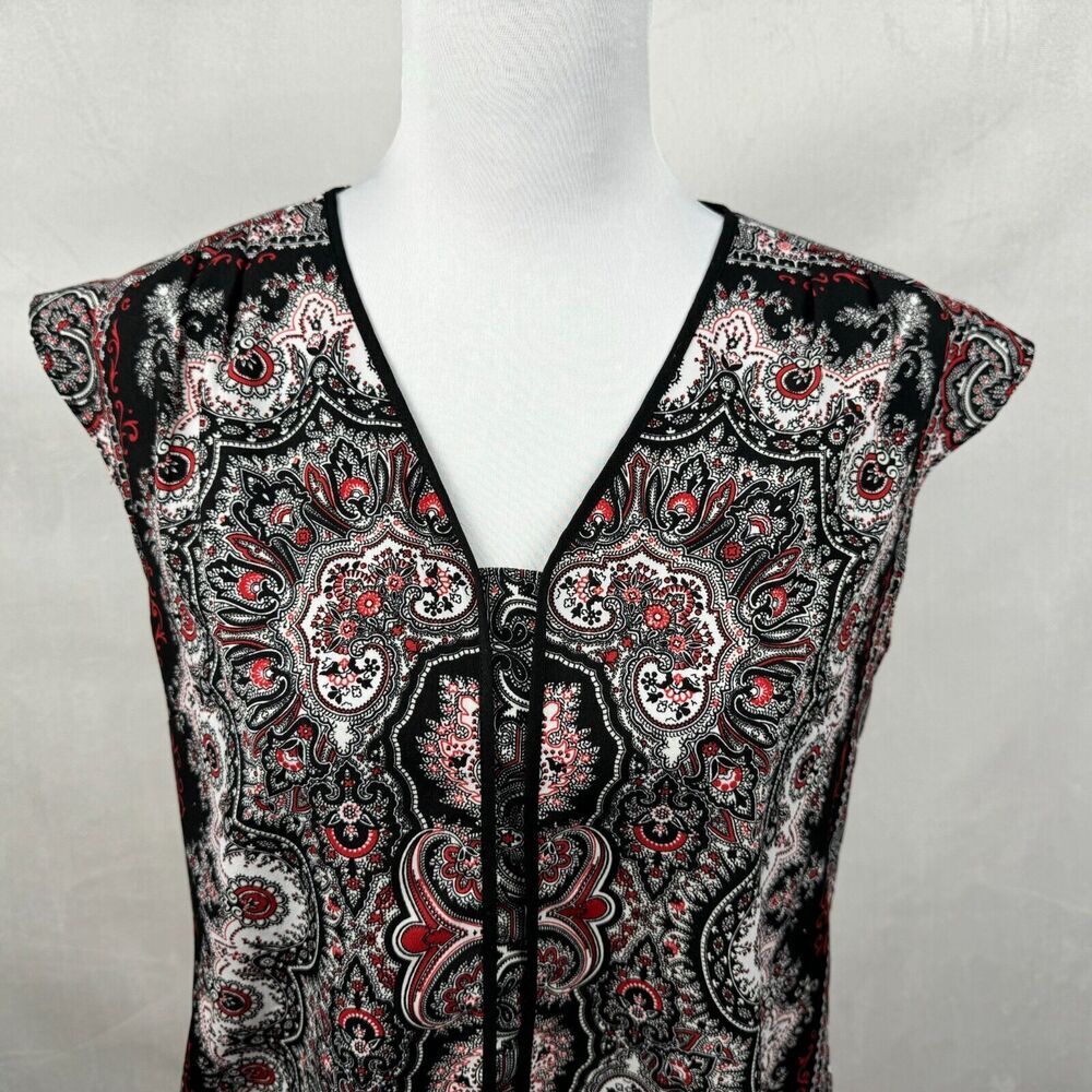 Talbots Blouse Sz XS V-Neck Cap Sleeve Red & Black Paisley Print Side Slits