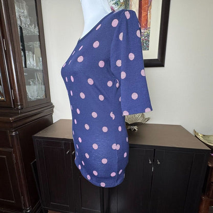 LuLaRoe Top Sz XS Knit Blue Pink Dots Boat Neck Fitted Elbow Sleeve