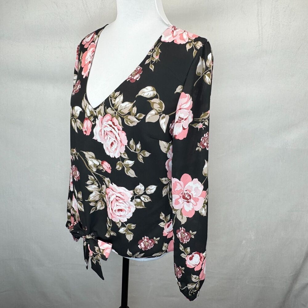 Guess Women Top Sz M Black Red Floral Print VNeck Front Waist Tie Cuffed Sleeves