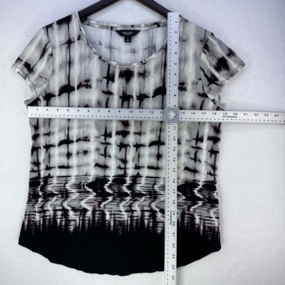 Simply Vera Top Women Sz Medium tee shirt, short sleeve, tie dye, black brown