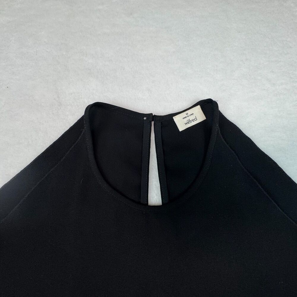 Wilfred Top Sz M Black Halter Cold Shoulder Knot Back Keyhole