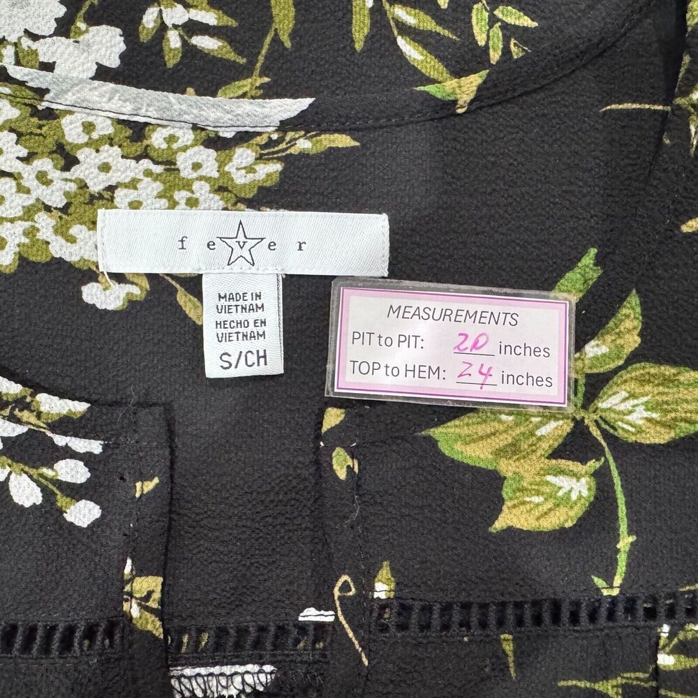 Fever Blouse Sz S Black Green White Floral Print VNeck Ladder Trim 3/4 Sleeves