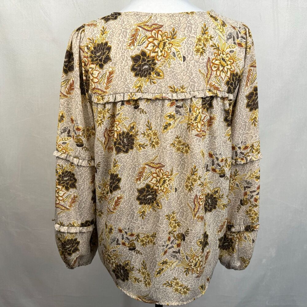 Studio B By Bobeau Top Sz S Womans Beige Brown Yellow Floral Long Sleeve V-Neck