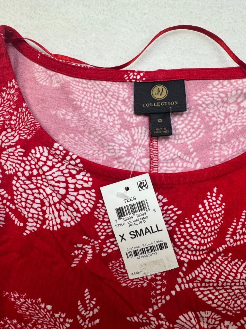 JM Collection Top Women Size XS Red with white flowers