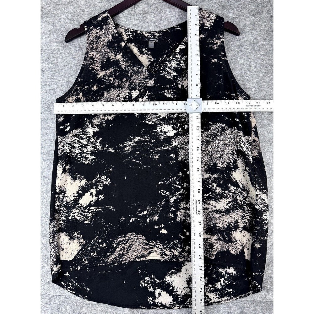 T Tahari Top Sz S Black Top with Marbled Print Sleeveless V-neck