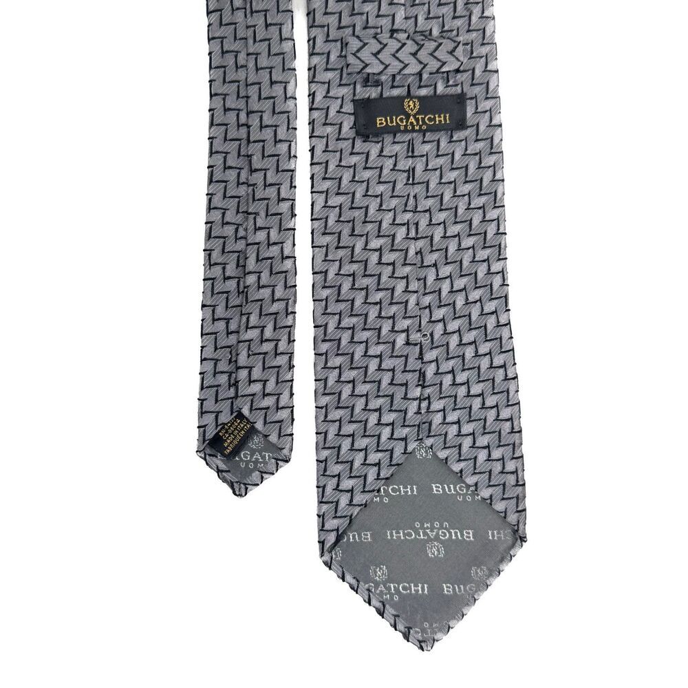 Bugatchi Uomo Tie Necktie Gray Black Luxury 100% Silk Made In Italy 58"x3.5"