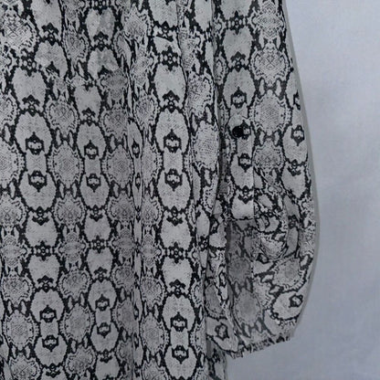 Como Women's Size 2X Black & White Roll Tab Semi-sheer Tunic Blouse