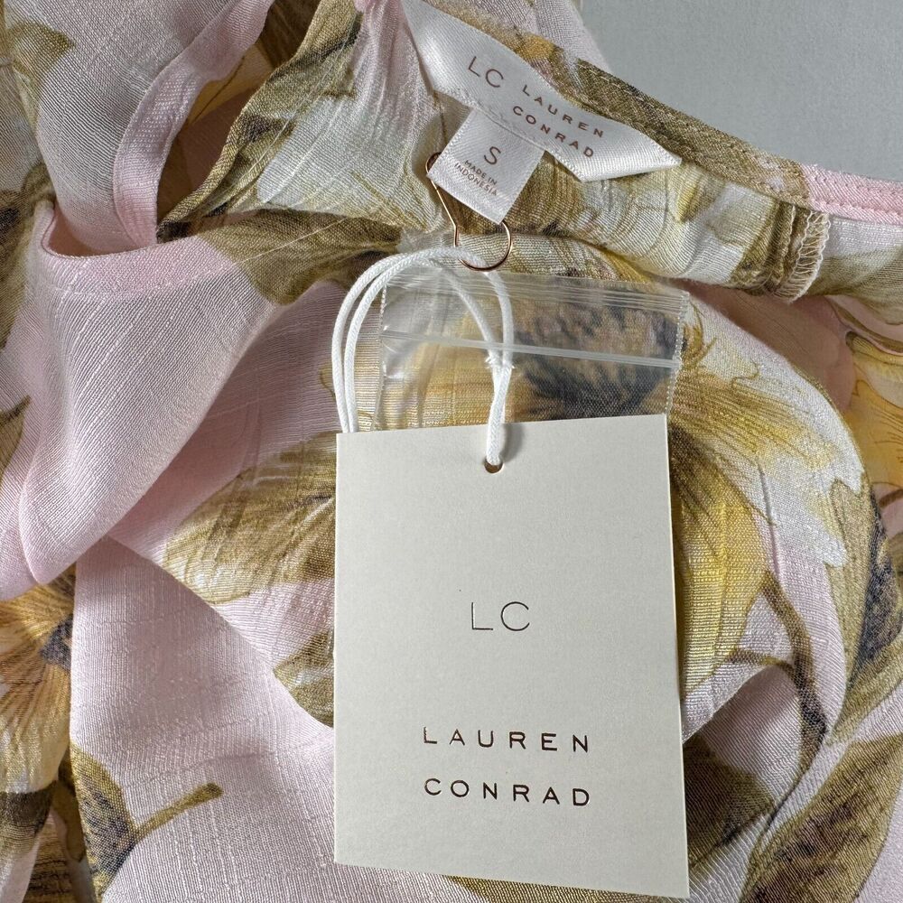 Lauren Conrad Blouse Sz S Floral Open Back Blouse 3/4 Flutter Sleeves Pink