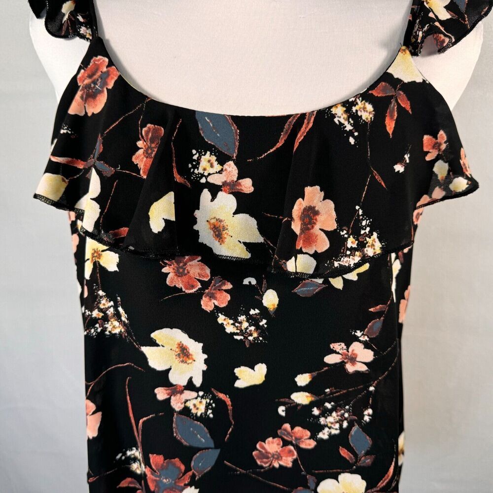Maurices Floral Tank Sz S Black Peach Yellow Ruffled neck spaghetti straps