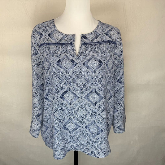 Fever Women Top Sz M Blue White Print Split Neck 3/4 Sleeve Ladder Trim