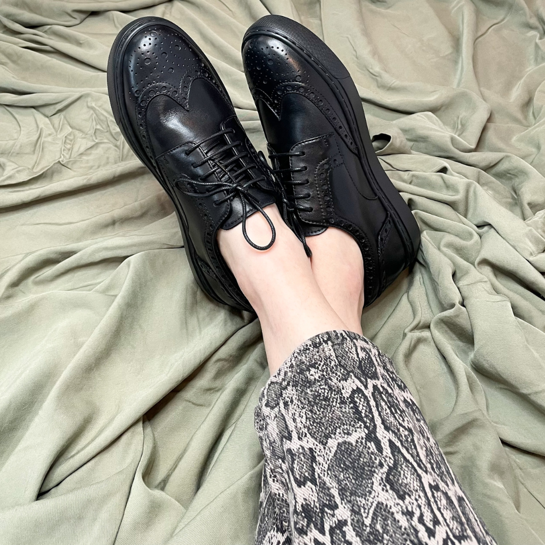 MOCALMO Women's Aida Leather Wingtip Sneakers – Black