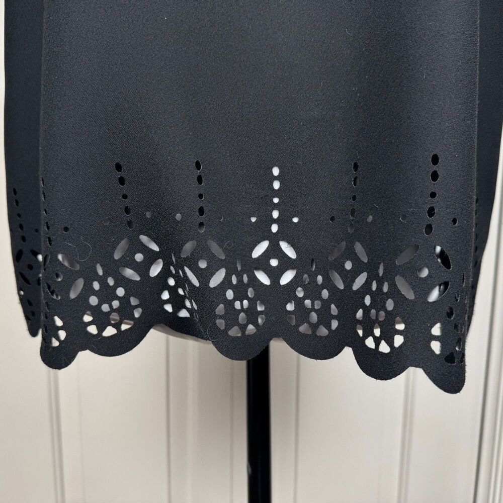Banana Republic Women Blouse Sz S Black Sleeveless Cut Out Design Back Keyhole