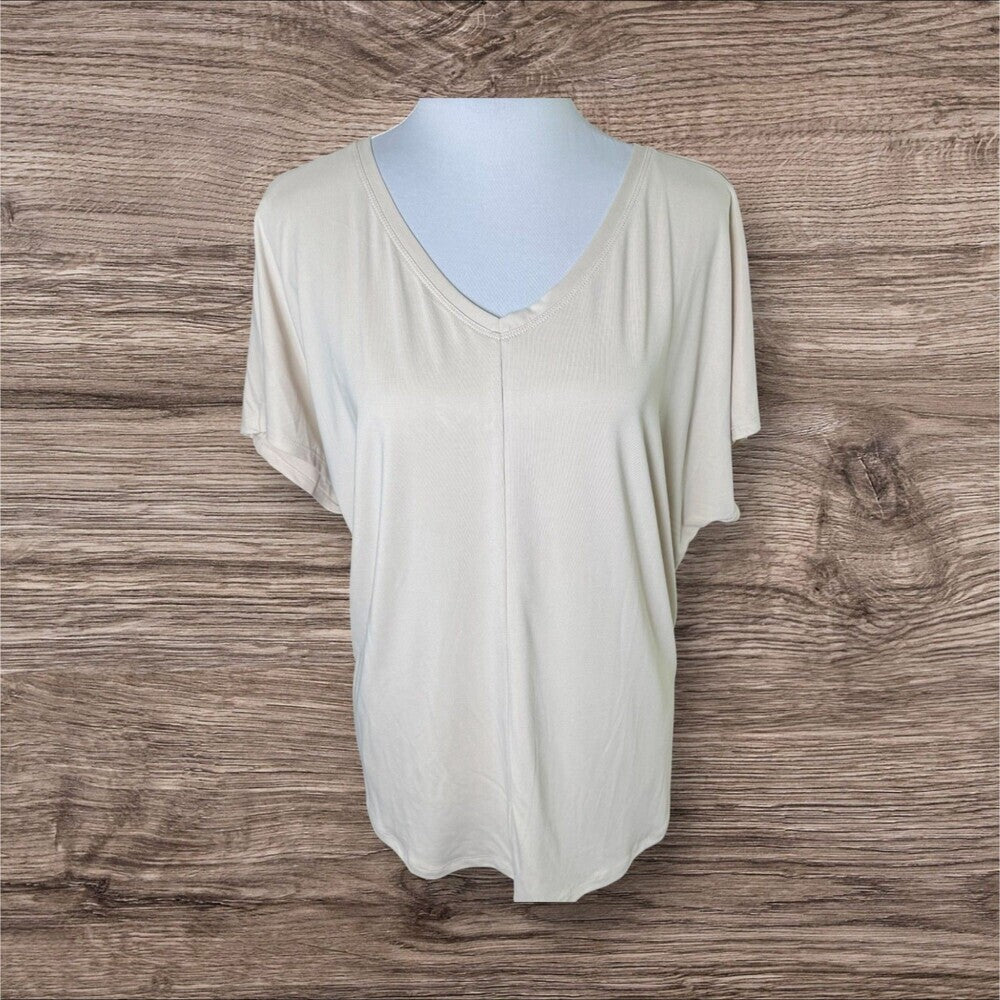 32 Degrees Cool Top Sz L NWT Tan Soft Luxe Short Sleeve V-Neck