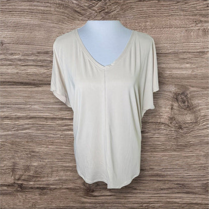 32 Degrees Cool Top Sz L NWT Tan Soft Luxe Short Sleeve V-Neck
