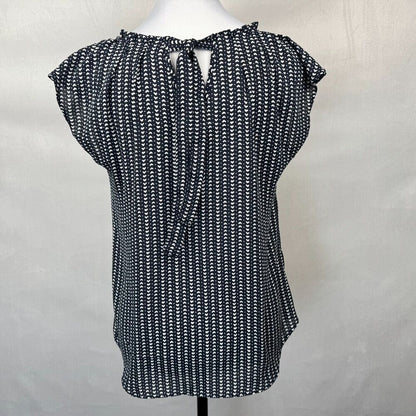 LC Lauren Conrad Blouse Sz S Navy with White Hearts Pleated Neckline Cap Sleeve