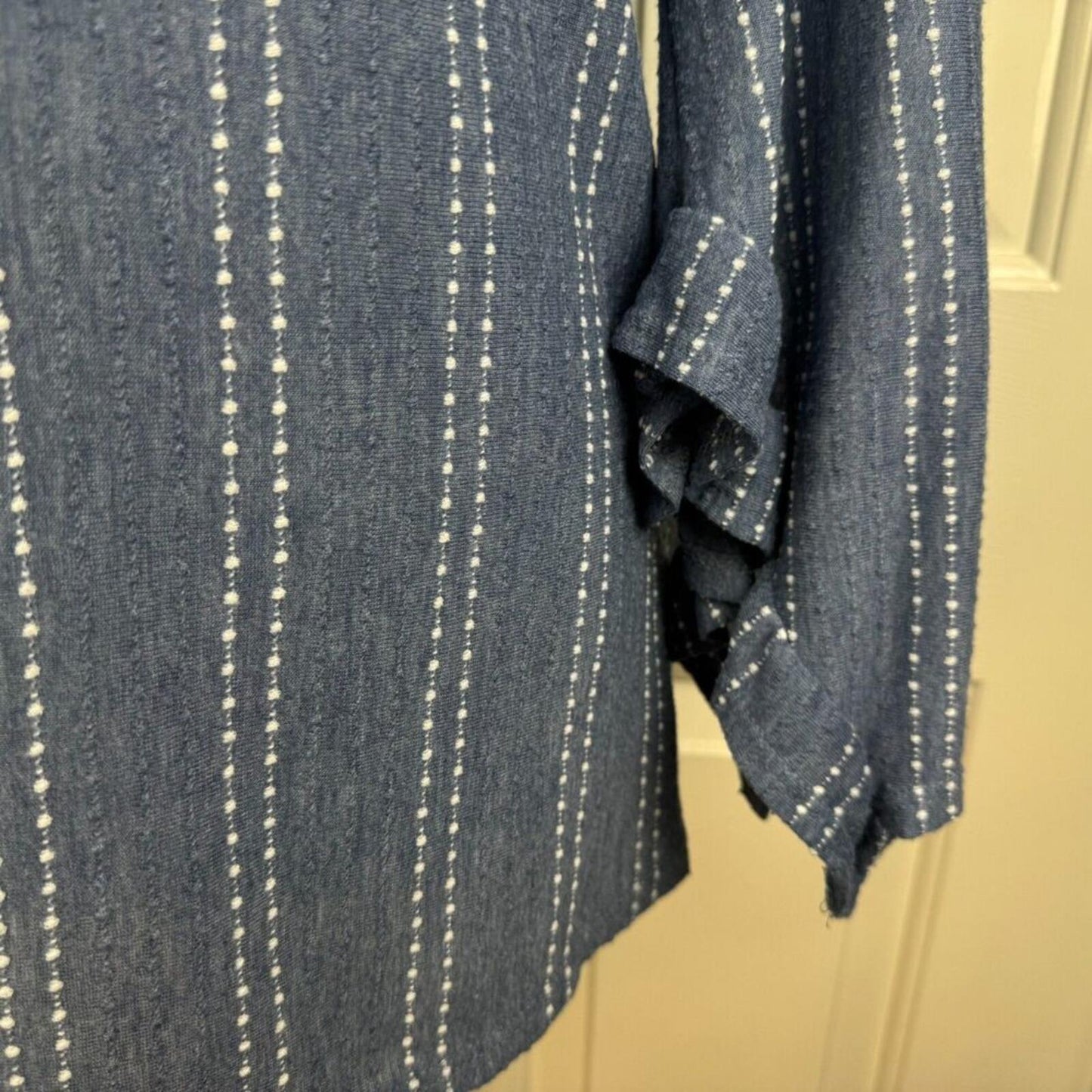 W5 Anthropologie Women Sz M Long Sleeve Blue Striped Textured Shirt Blouse