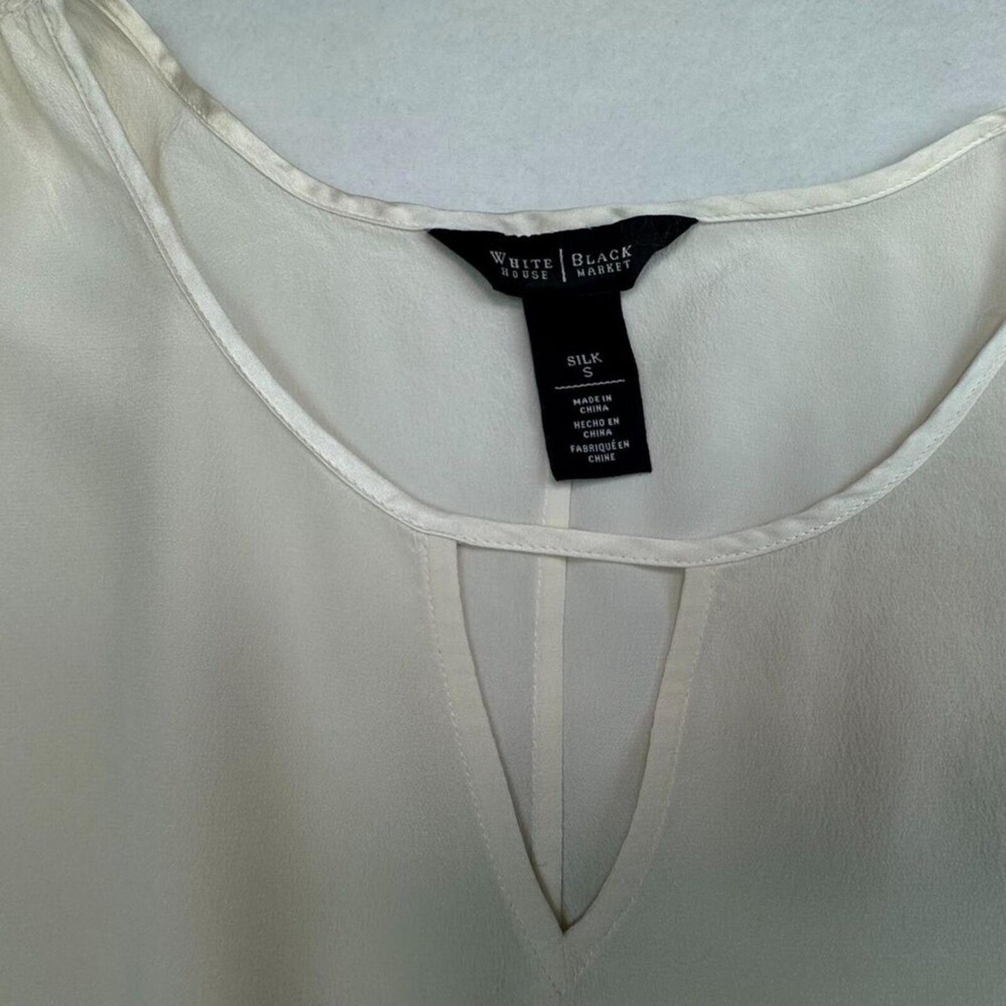 White House Black Market Top Sz S 100% Silk Chiffon Cream Flutter Sleeve