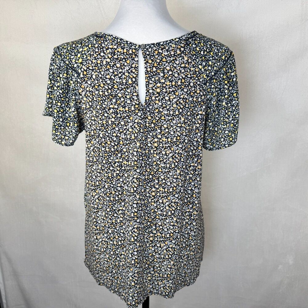 LOFT Top Sz S Navy Floral Flutter Cap Sleeve Boat Neck Ladder Stitch Keyhole