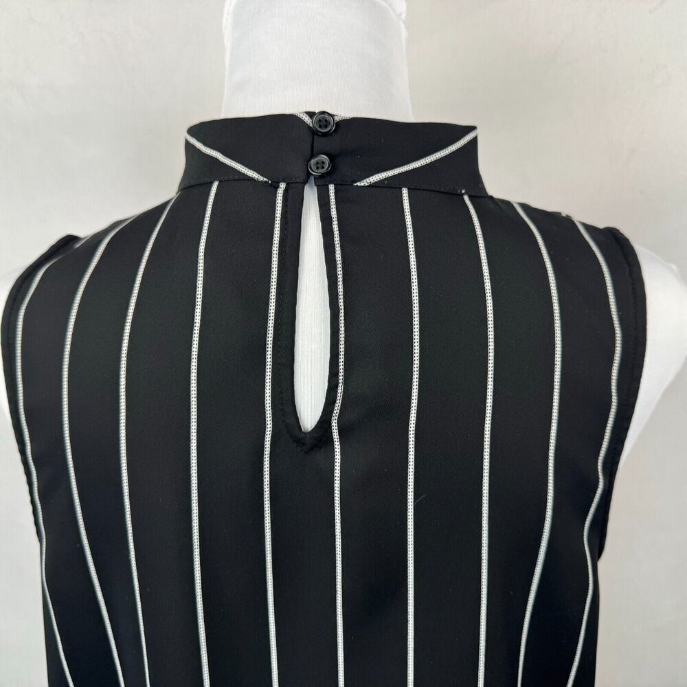 Nine West Top Sz S Black White Striped Sleeveless Mock Neck Slit Sides