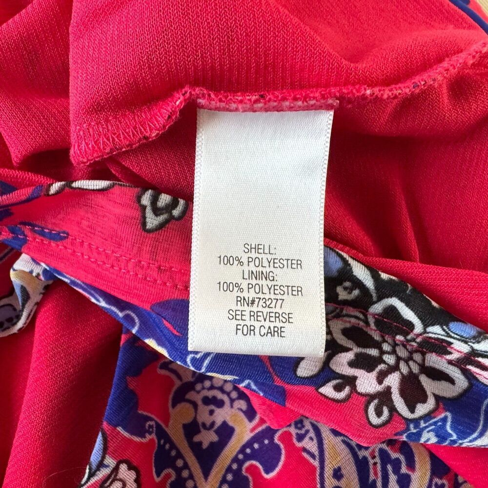 Dana Buchman Top Sz M Floral Red Faux Wrap Bubble Front Hem VNeck Sleeveless