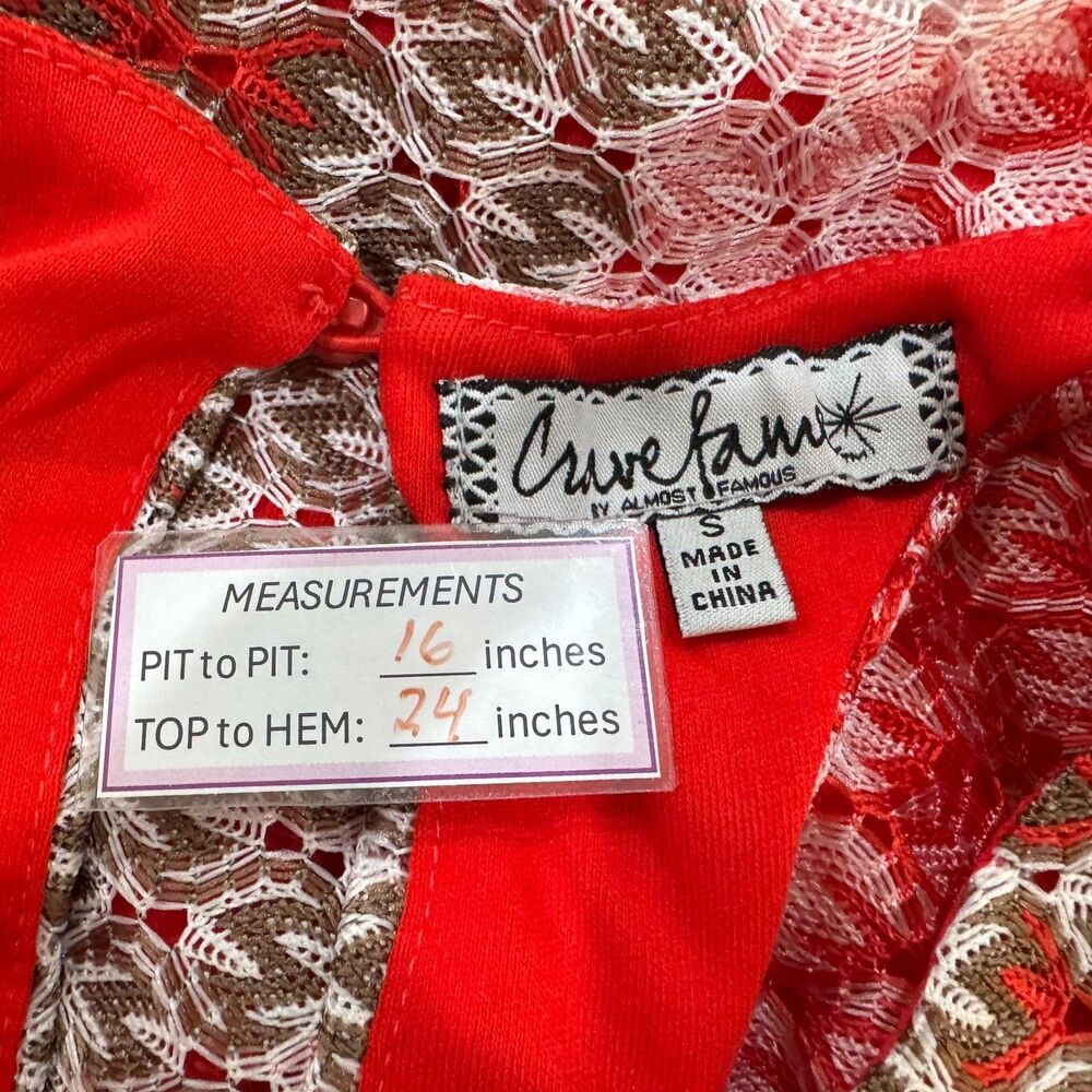 Crave Fame Women Sz S Halter Knit Top Keyhole Back Lined