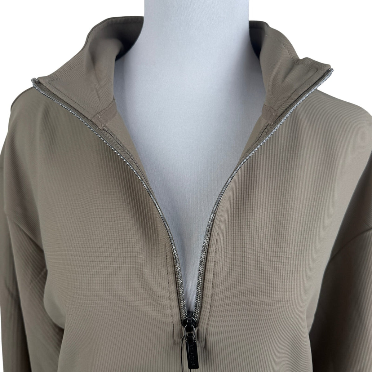 Skechers GO WALK Luxe Womens XL 1/4 Zip Pullover Ribbed Mock Neck Taupe NWT