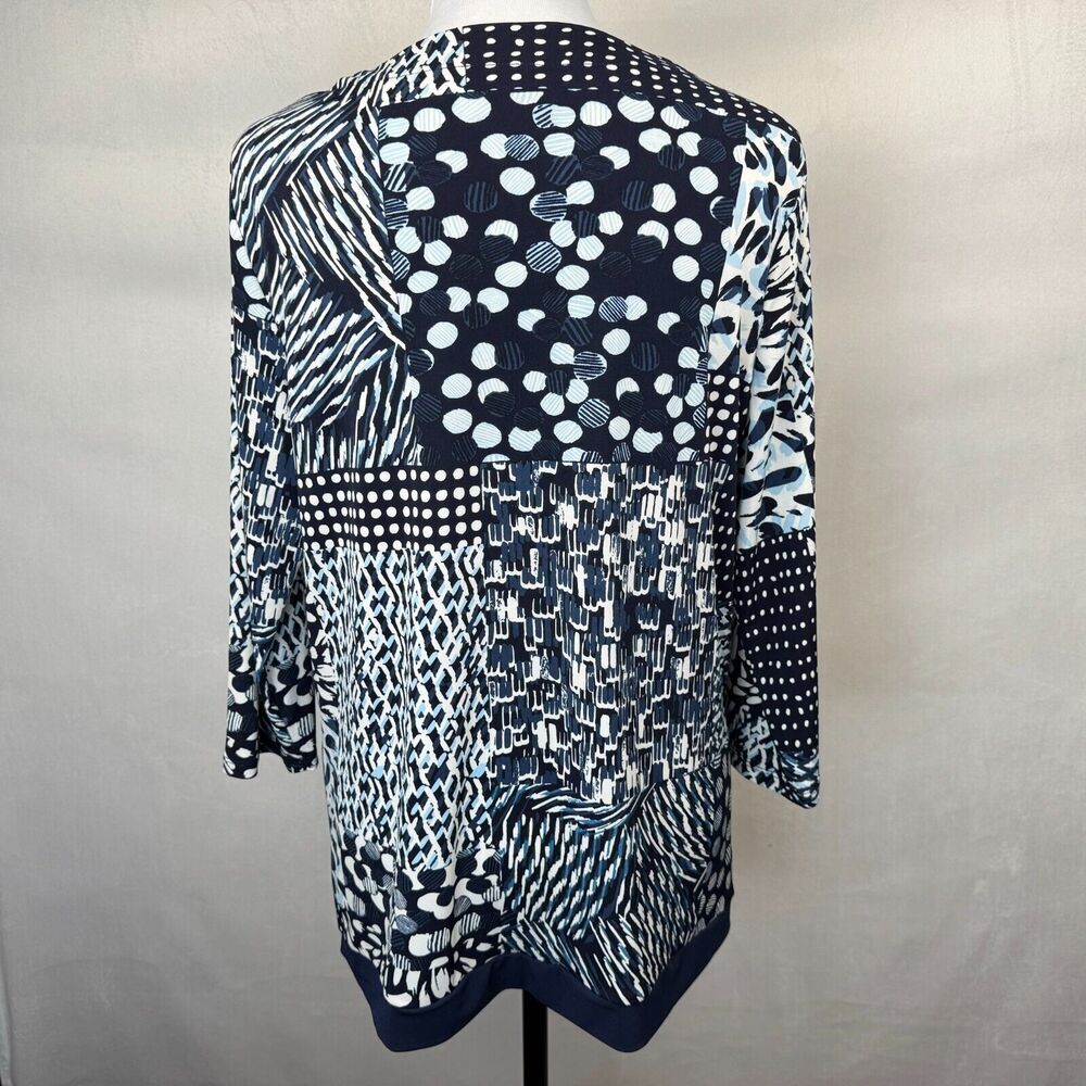 Chico's Tunic Sz 1 Blue Round Neck Geometric Print 3/4 Length Sleeve Side Slits