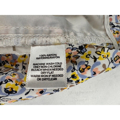 Loft Ann Taylor Short Sz 8 White with Multicolor Floral Print Pleated Flowy Zip