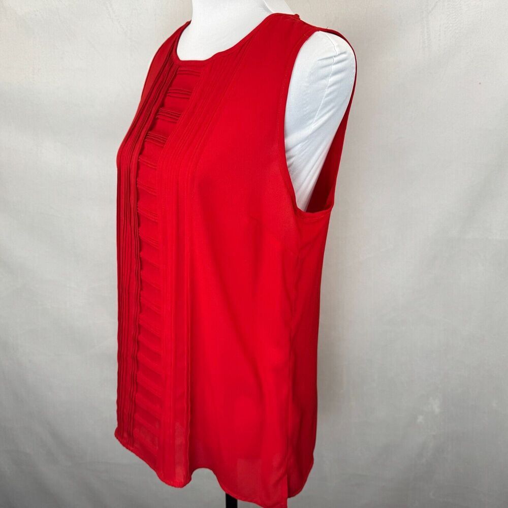 Vince Camuto Ladies Pleated Tank Top Sz S Red Round Neck Sleeveless keyhole