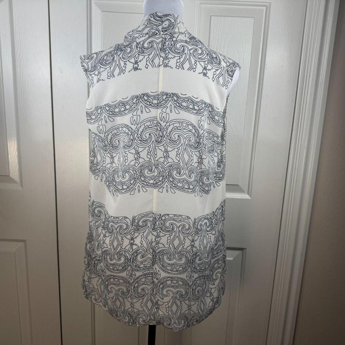 CAbi Scrollwork Tunic Blouse Women Sz S Ivory Semi Sheer Sleeveless VNeck