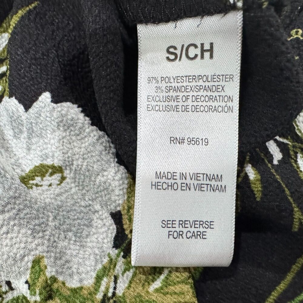 Fever Blouse Sz S Black Green White Floral Print VNeck Ladder Trim 3/4 Sleeves