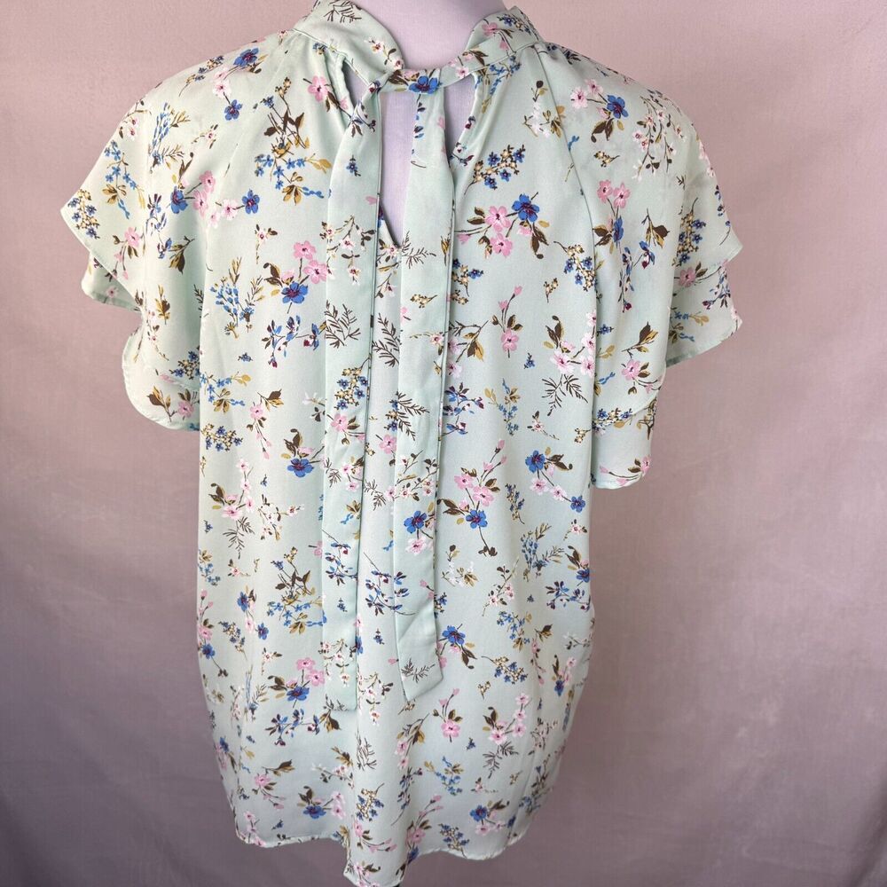 Pleione Top Sz L Sheer Green Floral Tie Around Neck Flutter Short Sleeve