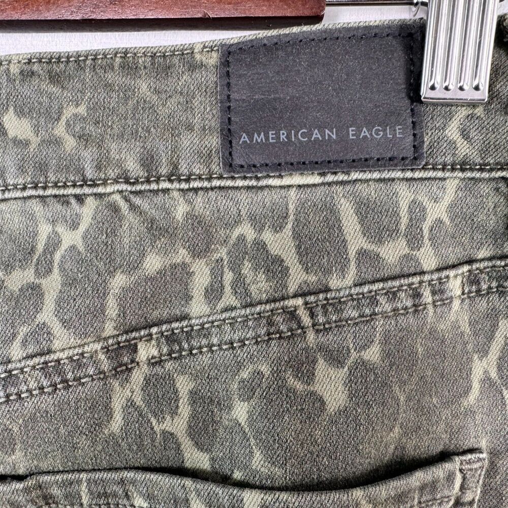 American Eagle Next Level Ladies Mini Skirt Sz 4 Stretch Camouflage Hi Rise