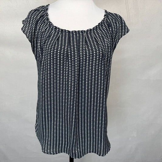 LC Lauren Conrad Blouse Sz S Navy with White Hearts Pleated Neckline Cap Sleeve