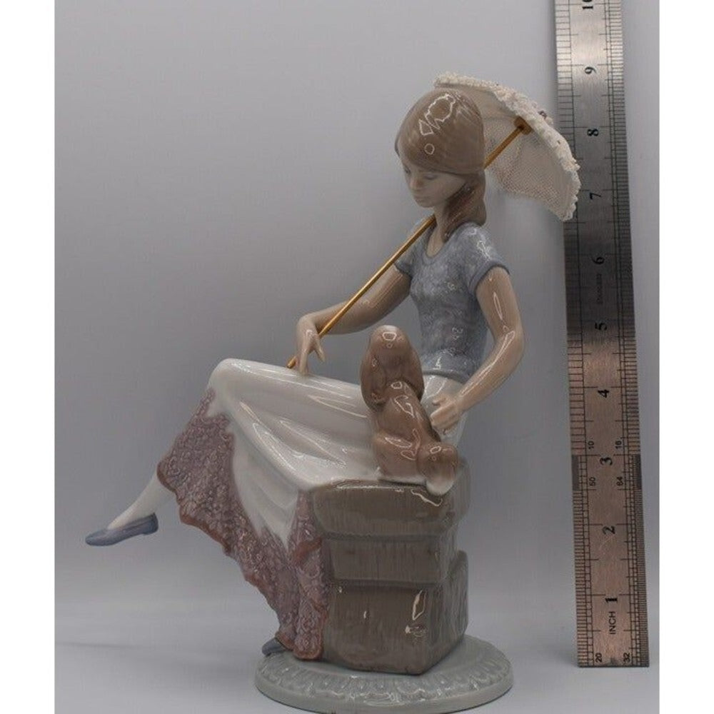 Lladro 7612 Lady Sitting with Dog and Parasol Vintage Retired Figurine