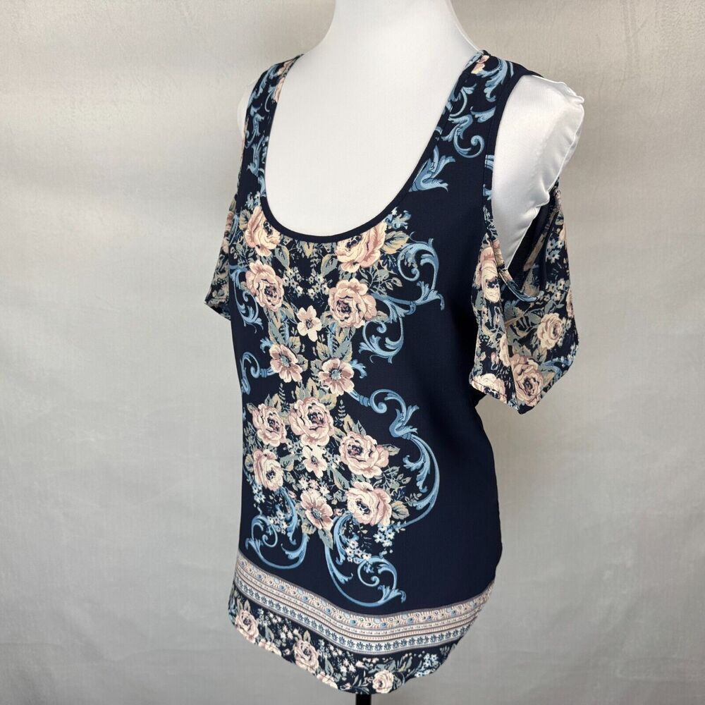 Meraki Blouse Sz M Navy Floral Print Scoop Neckline Cold Shoulder Back Keyhole