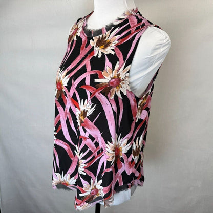 Who What Wear Ladies Top Sz S Black Floral Print Fringe Round Neckline and Hem